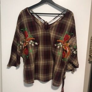 NEW Angel Premium Embroidered Top. M